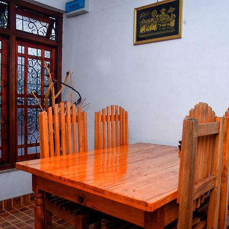 Bed and Breakfast Eco Salient View Елла Екстер'єр фото