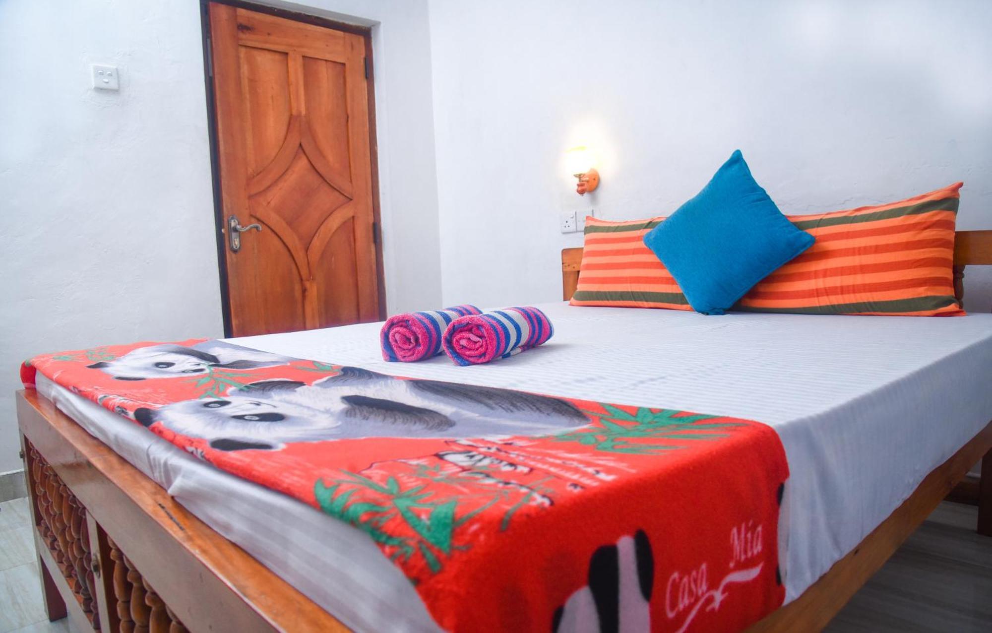 Bed and Breakfast Eco Salient View Елла Екстер'єр фото