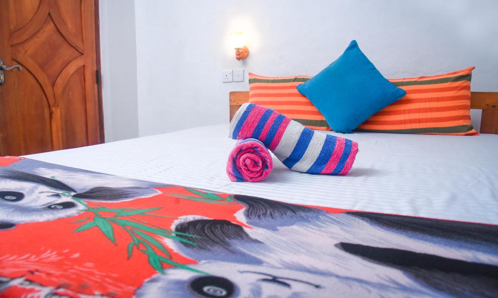 Bed and Breakfast Eco Salient View Елла Екстер'єр фото